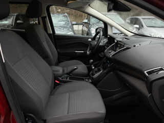 Ford Grand C-MAX foto 17