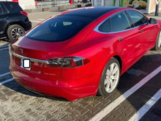 Tesla Model S foto 7