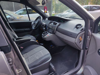 Renault Scenic foto 9