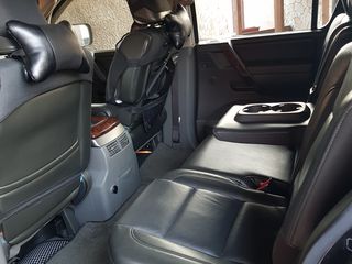 Nissan Armada foto 8