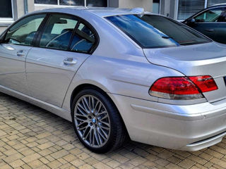 BMW 7 Series foto 12