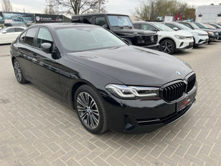 BMW 5 Series foto 2