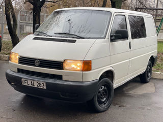 Volkswagen Transporter foto 2