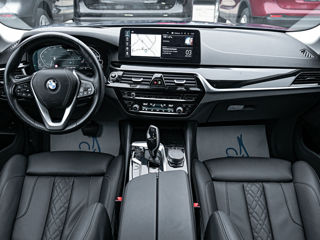 BMW 5 Series foto 6