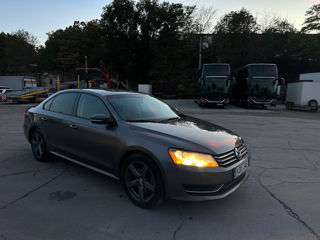 Volkswagen Passat foto 1