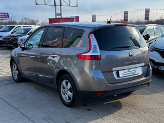 Renault Grand Scenic foto 6