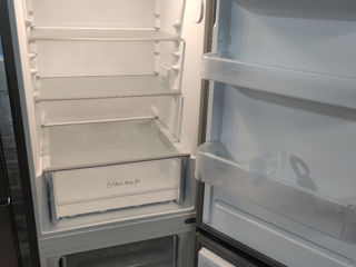 Bauknecht. Холодильник с морозильником.