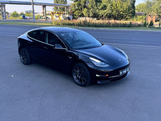 Tesla Model 3 foto 3