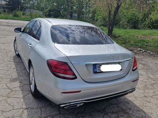 Mercedes E-Class foto 4