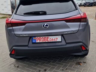 Lexus UX foto 5