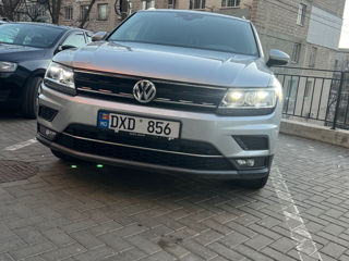 Volkswagen Tiguan foto 2