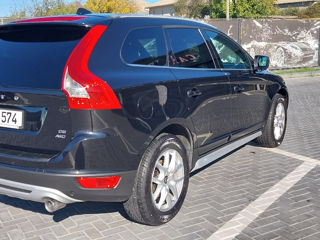 Volvo XC60 foto 4