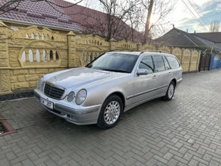 Mercedes E-Class foto 3