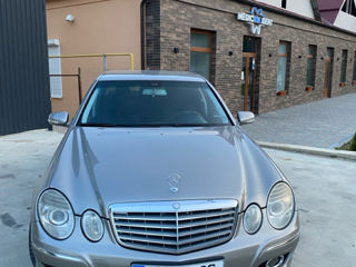 Mercedes E-Class foto 3