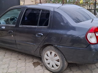 Renault Clio foto 3