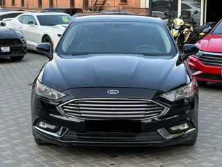 Ford Fusion foto 2