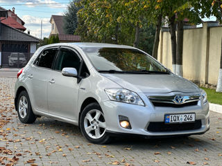 Toyota Auris foto 1