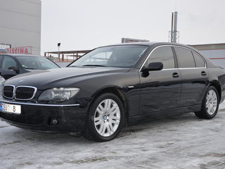 BMW 7 Series foto 2