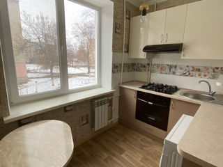 Apartament cu 2 camere, 48 m², Microraionul Lenin, Bender/Tighina, Bender mun. foto 2