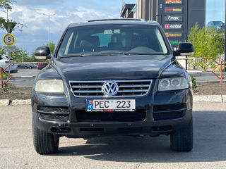 Volkswagen Touareg foto 2