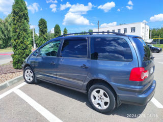 Volkswagen Sharan foto 4