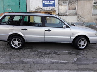 Volkswagen Passat foto 2