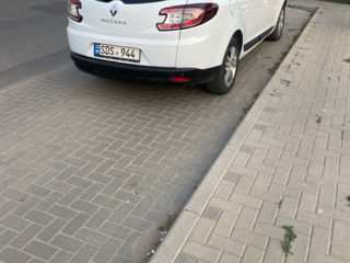 Renault Megane foto 2