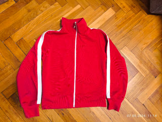 Спортивная куртка красная размер s foto 7