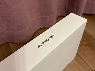 Macbook Air 13 16/512 foto 6