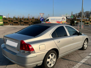 Volvo S60 foto 6