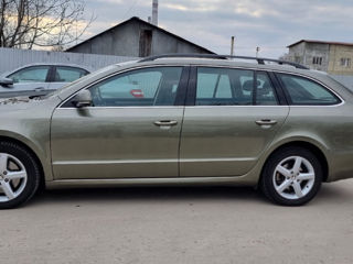 Skoda Superb foto 3