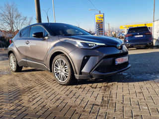 Toyota C-HR foto 9