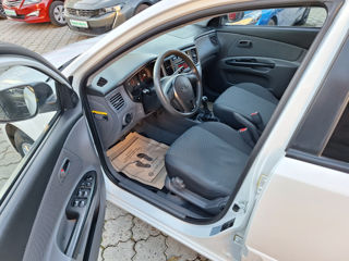 KIA Rio foto 7