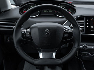 Peugeot 308 foto 11