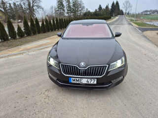 Skoda Superb foto 8