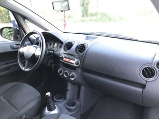 Mitsubishi Colt foto 7