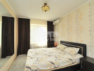 Apartament cu 2 camere, reparație euro, Centru, 300 € ! foto 1