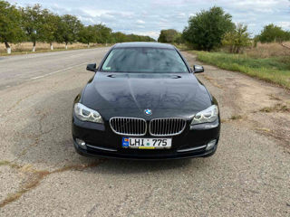 BMW 5 Series foto 3