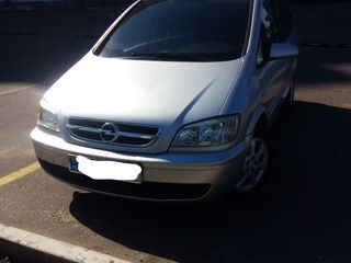 Opel Zafira foto 3