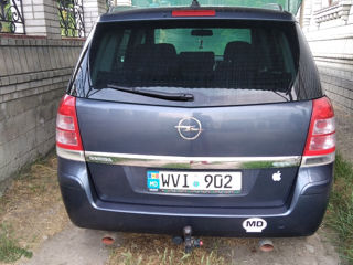 Opel Zafira foto 7