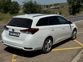 Toyota Auris foto 6