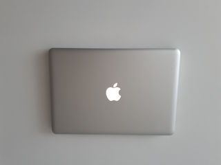MacBook Pro 13 inch. Stare buna.8x512 Gb. Lucreaza perfect. Model: A1278. Negociabil