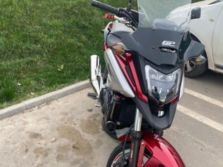 Honda NC750X foto 4