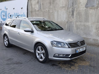 Volkswagen Passat foto 2