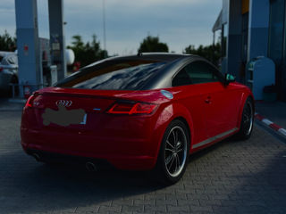 Audi TT foto 2