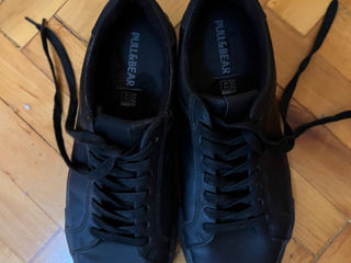 Ghete Pull&Bear negre marimea 41-42 foto 3