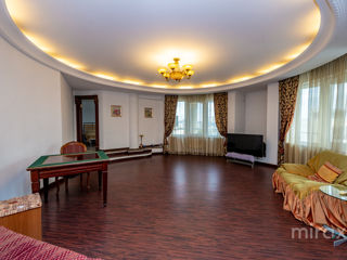 Apartament cu 3 camere, 110 m², Centru, Chișinău foto 2