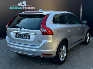 Volvo XC60 foto 4