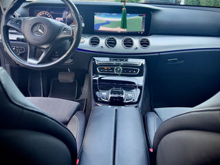 Mercedes E-Class foto 6