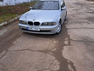 BMW 5 Series foto 7